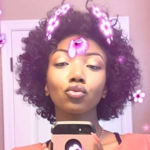 Meet your Posher, Jade a